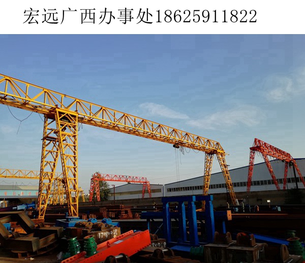 龍門吊軌道基礎(chǔ)怎么選？關(guān)鍵零部件的選擇有哪些？